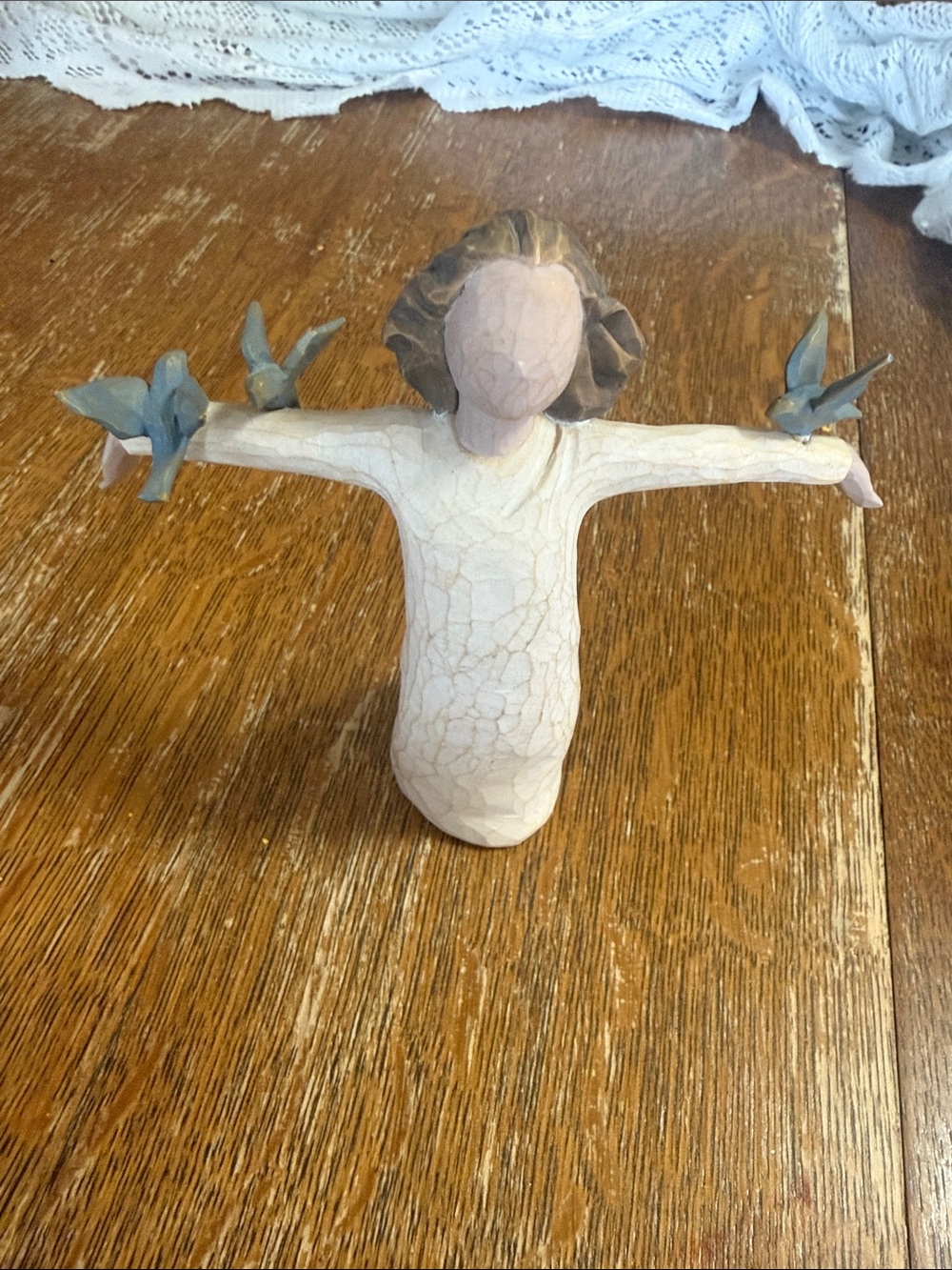 Willow Tree Figurine: Happiness